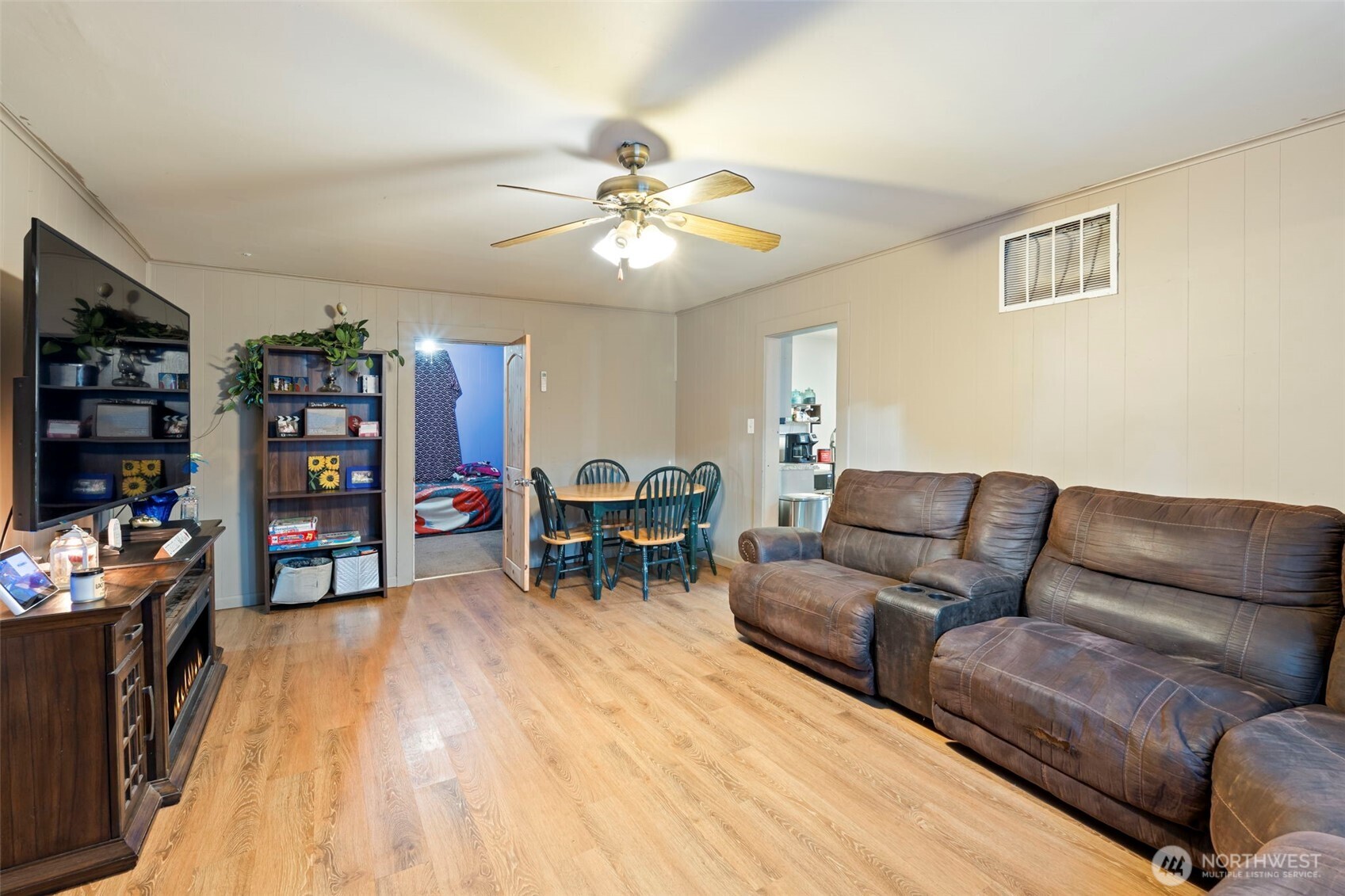 312 Southeast Front Street Winlock, WA 98596 - Photo 12 of 33