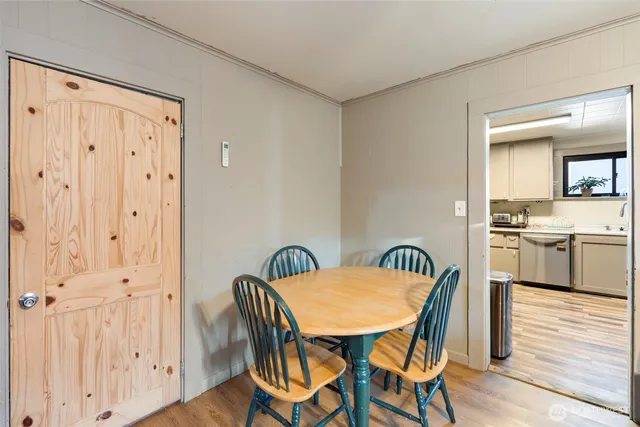 $325,000 | 312 Southeast Front Street, Winlock, WA 98596