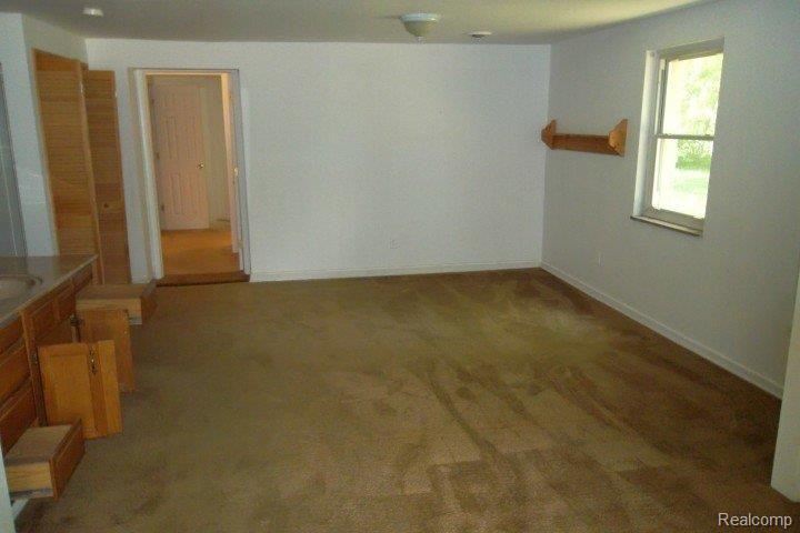 2267 East Long Lake Road Troy, MI 48085 - Photo 12 of 19 SAM_0766.JPG