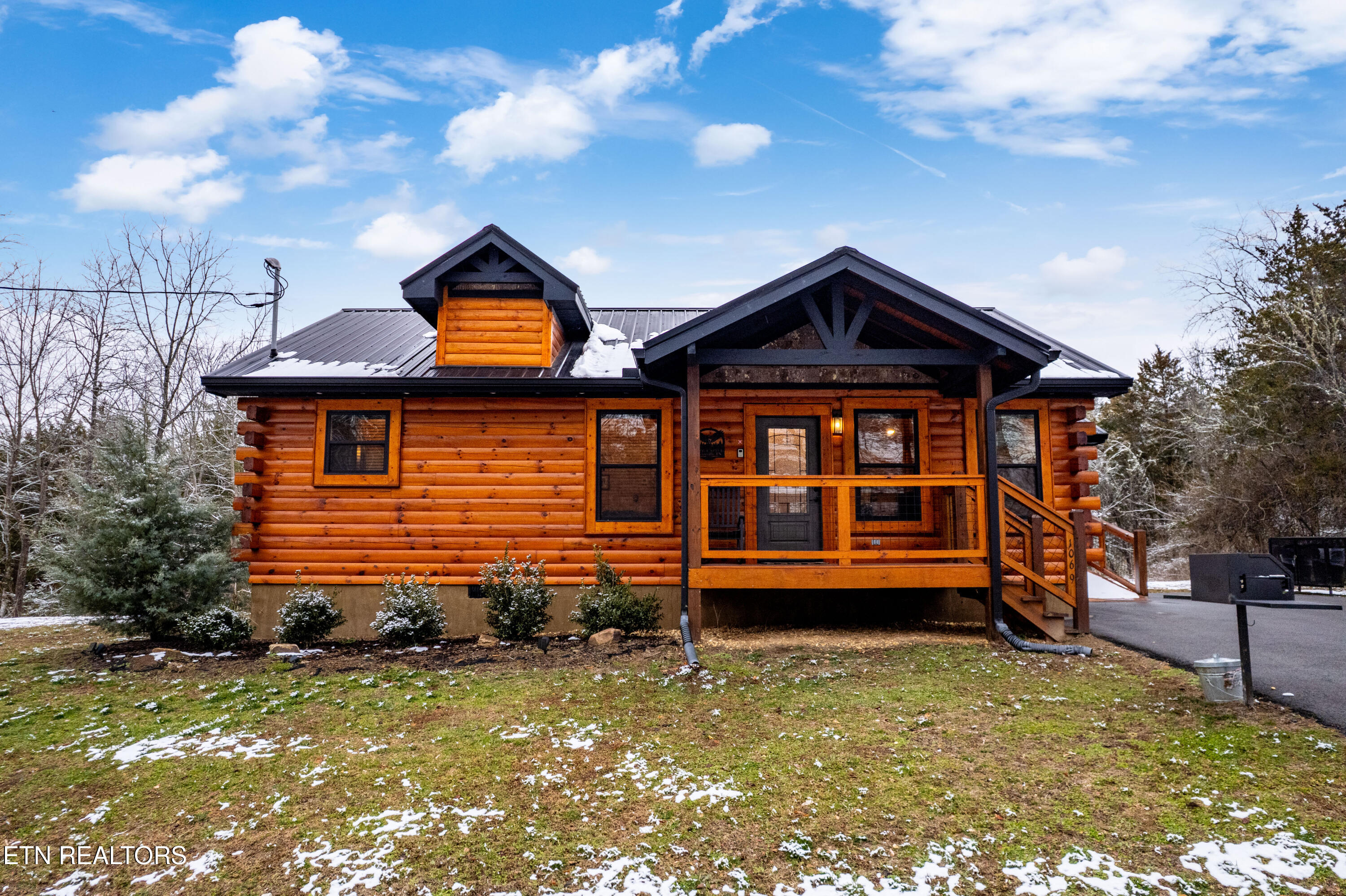 1069 Timberlake Cir-36