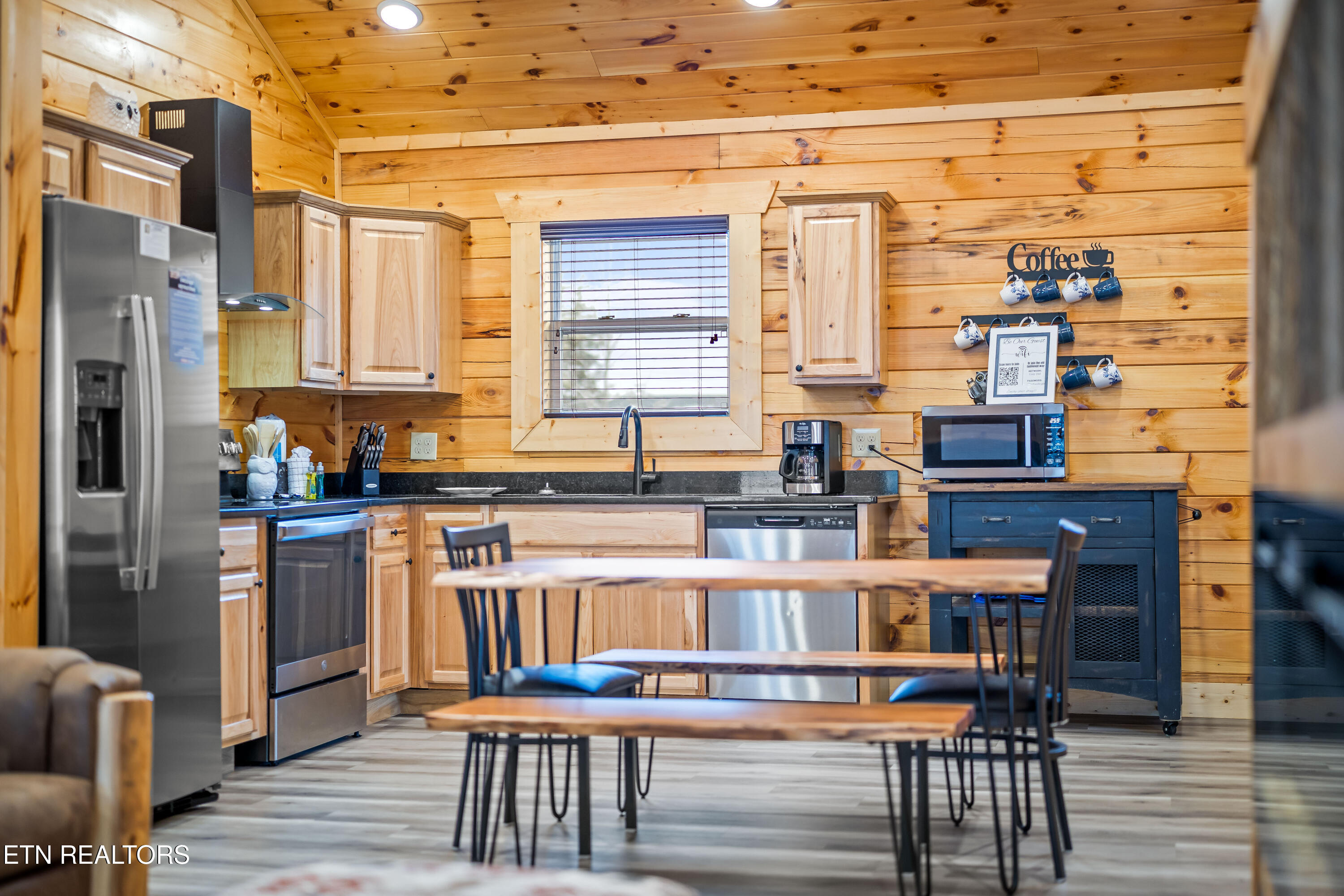 1069 Timberlake Circle Sevierville, TN 37876 - Photo 21 of 43 1069 Timberlake Cir-32