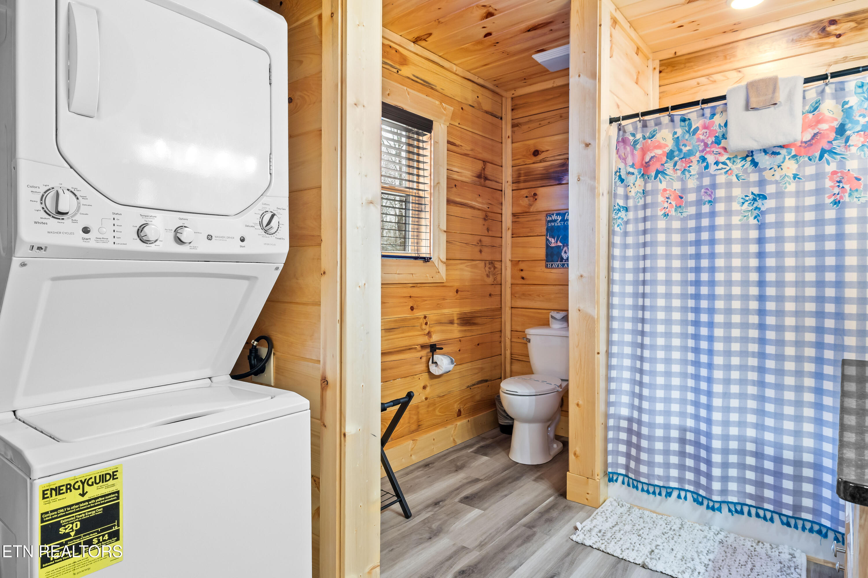 1069 Timberlake Circle Sevierville, TN 37876 - Photo 31 of 43 1069 Timberlake Cir-18