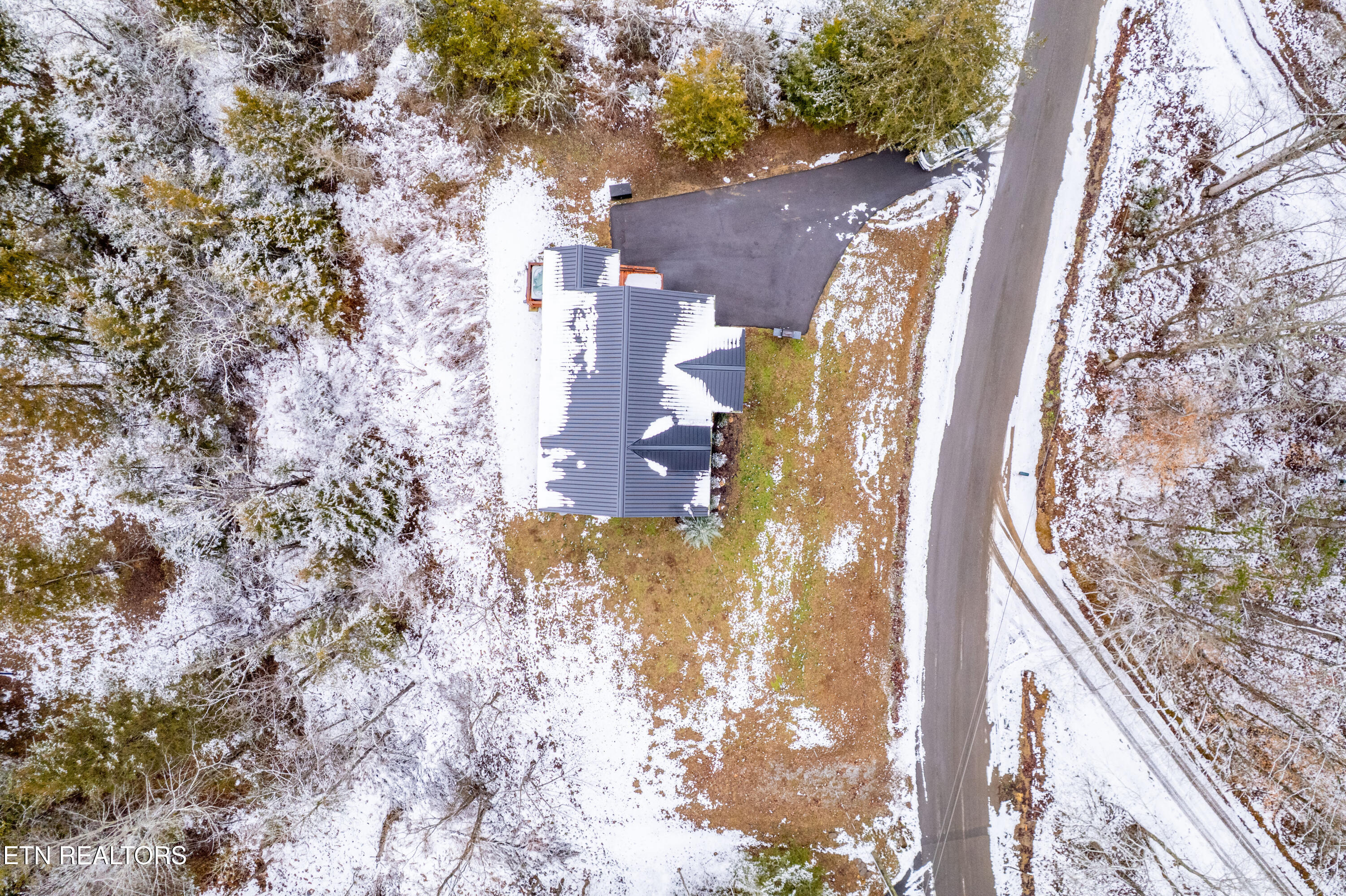 1069 Timberlake Circle Sevierville, TN 37876 - Photo 39 of 43 1069 Timberlake Cir-39