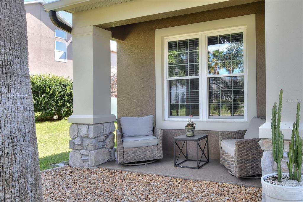 232 Magneta Loop Auburndale, FL 33823 - Photo 30 of 80 a living room with furniture and a potted plant