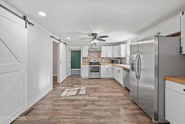 $339,900 | 119 Baumgartner Road, Harriman, TN 37748