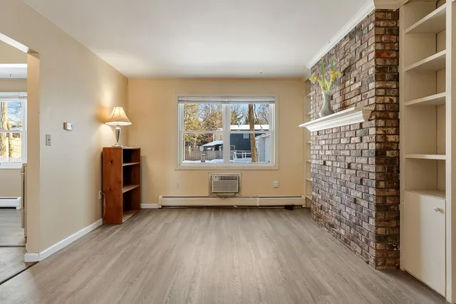 $729,000 | 16 Lakewood Parkway, Burlington, VT 05408