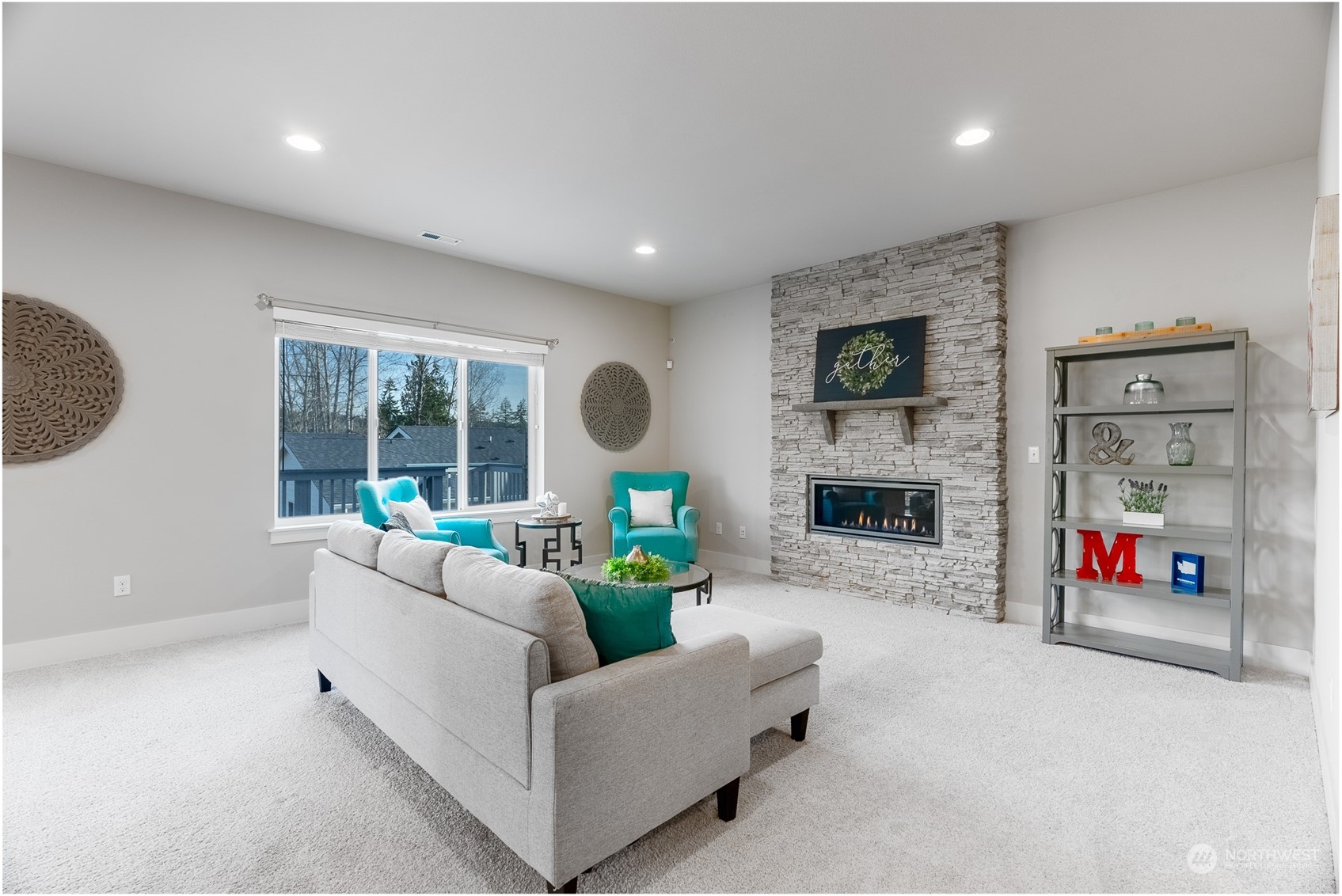 1211 198th Place Southeast Bothell, WA 98012 - Photo 4 of 32 Gallery Image 4