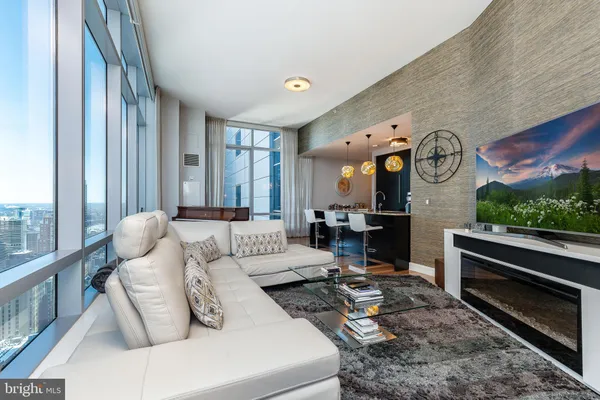 $879,000 | 1414 South Penn Square, Unit 45A, Philadelphia, PA 19102
