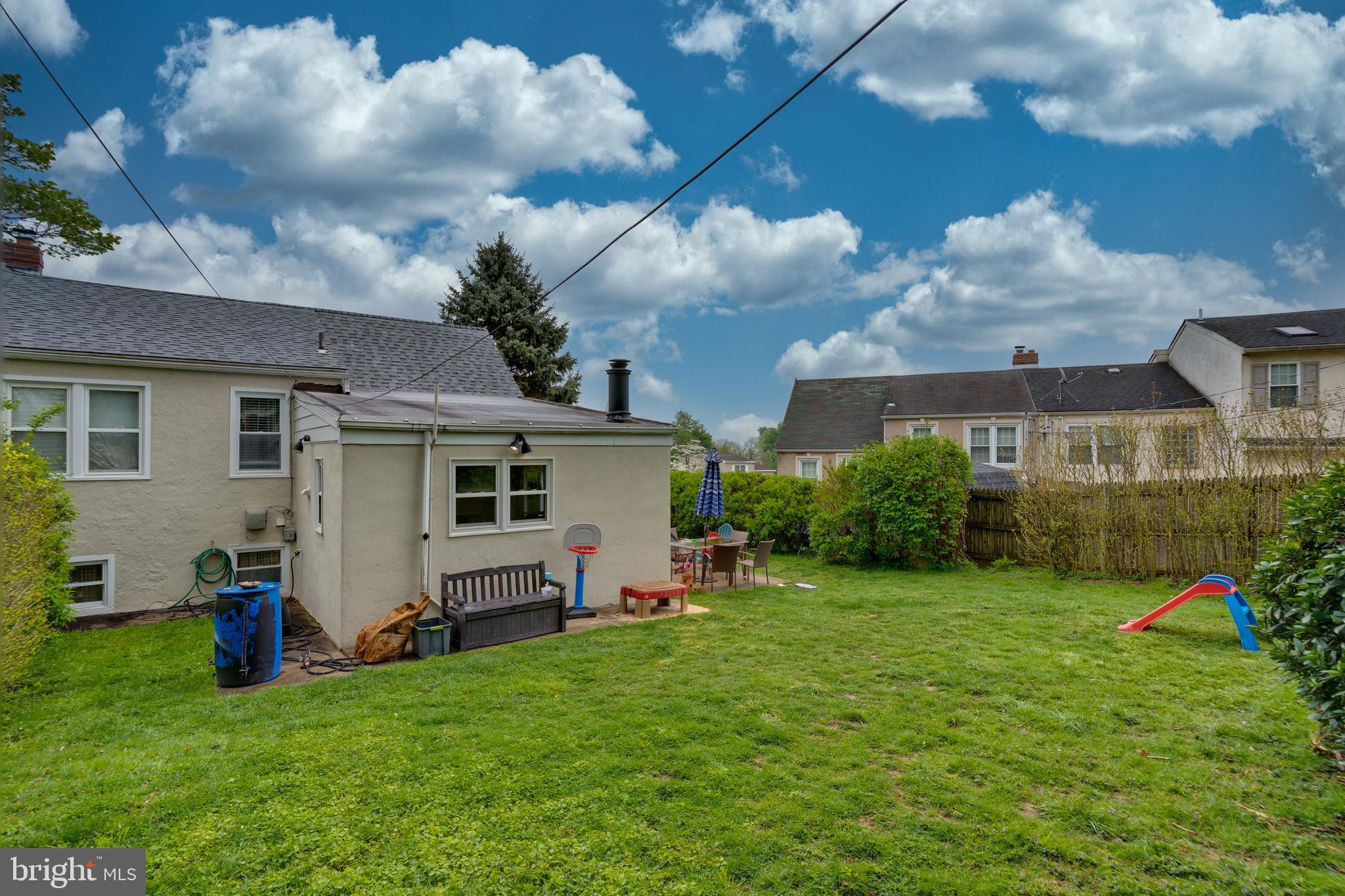 8614 Sagamore Road Philadelphia, PA 19128 - Photo 19 of 20