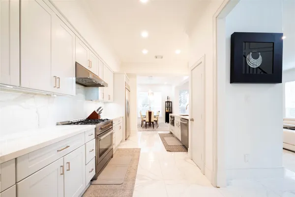 $5,300 | 4744 Post Oak Timber Drive, Unit 39, Houston, TX 77056