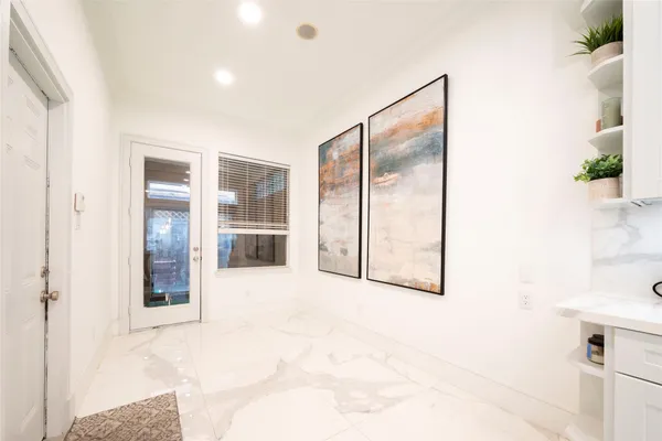$5,300 | 4744 Post Oak Timber Drive, Unit 39, Houston, TX 77056