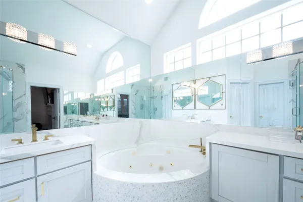 $5,300 | 4744 Post Oak Timber Drive, Unit 39, Houston, TX 77056