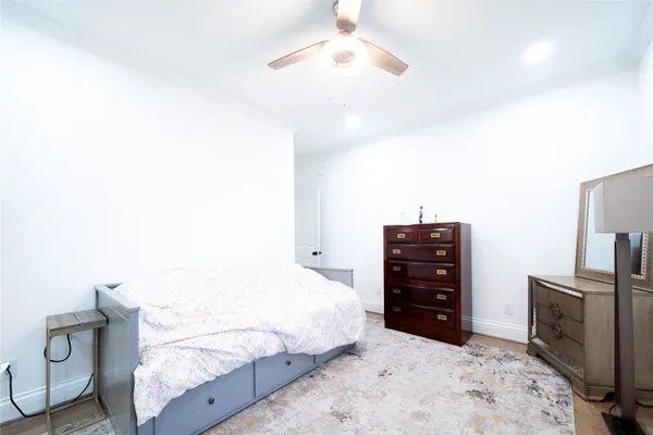$5,300 | 4744 Post Oak Timber Drive, Unit 39, Houston, TX 77056