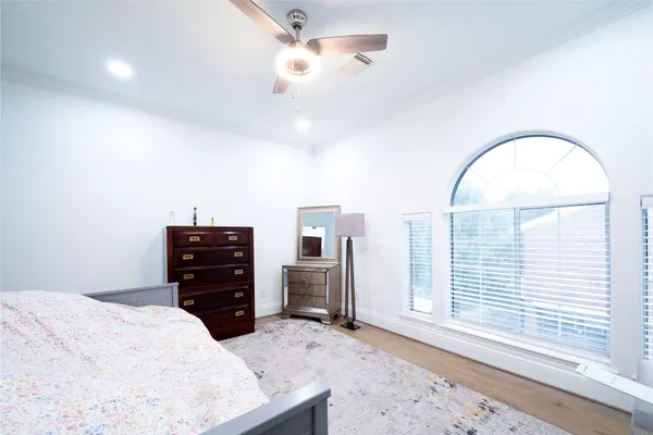 $5,300 | 4744 Post Oak Timber Drive, Unit 39, Houston, TX 77056