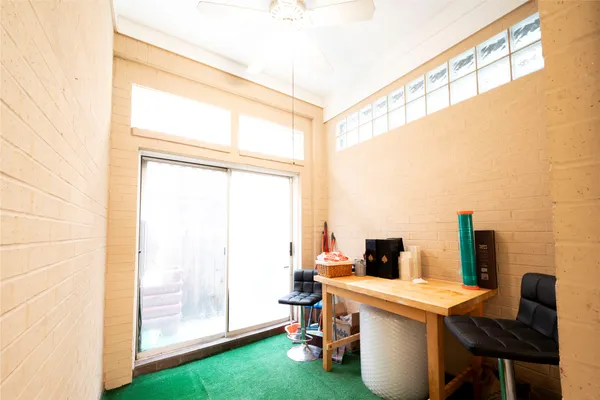 $5,300 | 4744 Post Oak Timber Drive, Unit 39, Houston, TX 77056