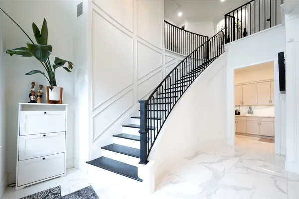 $5,300 | 4744 Post Oak Timber Drive, Unit 39, Houston, TX 77056