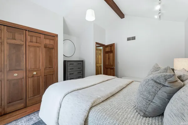 $404,900 | 6527 East Canal Pointe Lane, Fort Wayne, IN 46804