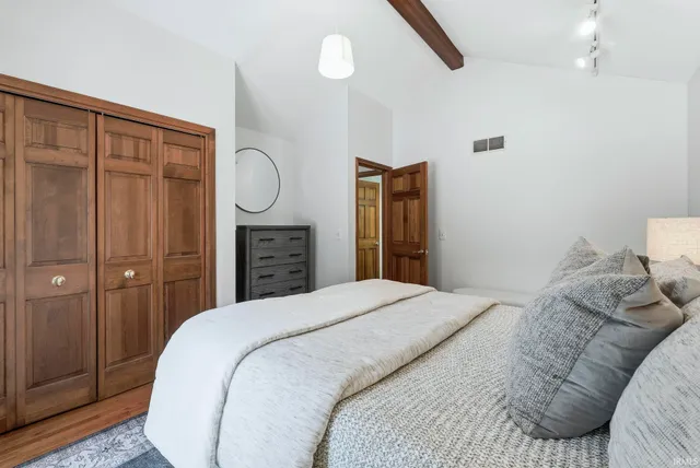 $412,900 | 6527 East Canal Pointe Lane, Fort Wayne, IN 46804