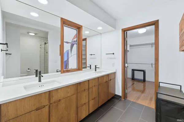 $404,900 | 6527 East Canal Pointe Lane, Fort Wayne, IN 46804