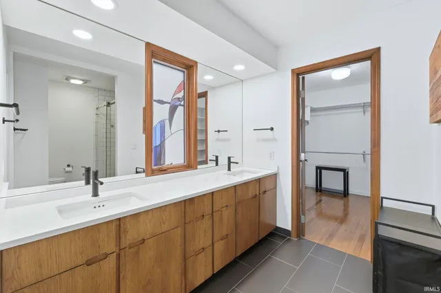 $412,900 | 6527 East Canal Pointe Lane, Fort Wayne, IN 46804