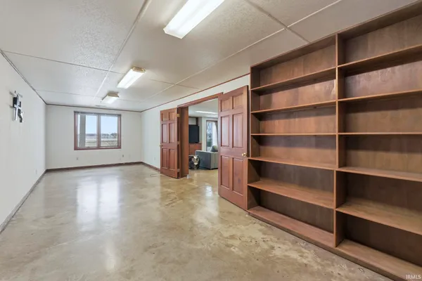 $404,900 | 6527 East Canal Pointe Lane, Fort Wayne, IN 46804