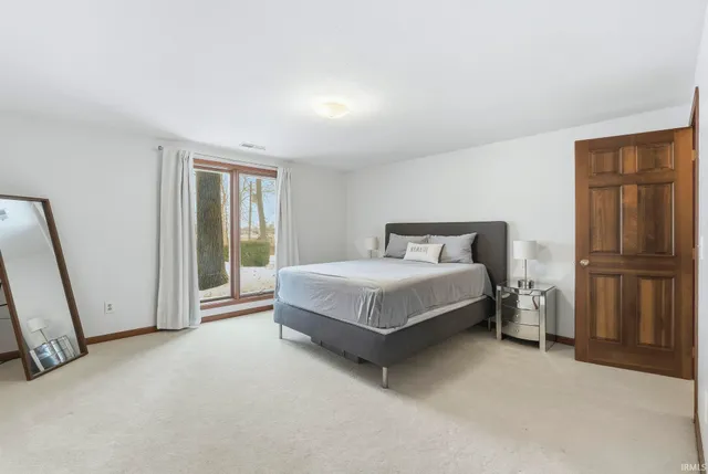 $412,900 | 6527 East Canal Pointe Lane, Fort Wayne, IN 46804