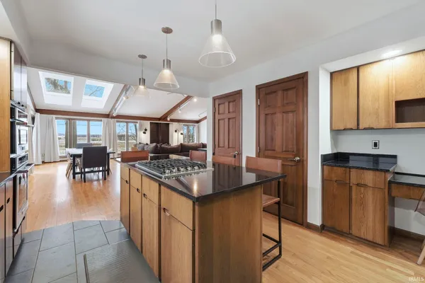 $404,900 | 6527 East Canal Pointe Lane, Fort Wayne, IN 46804