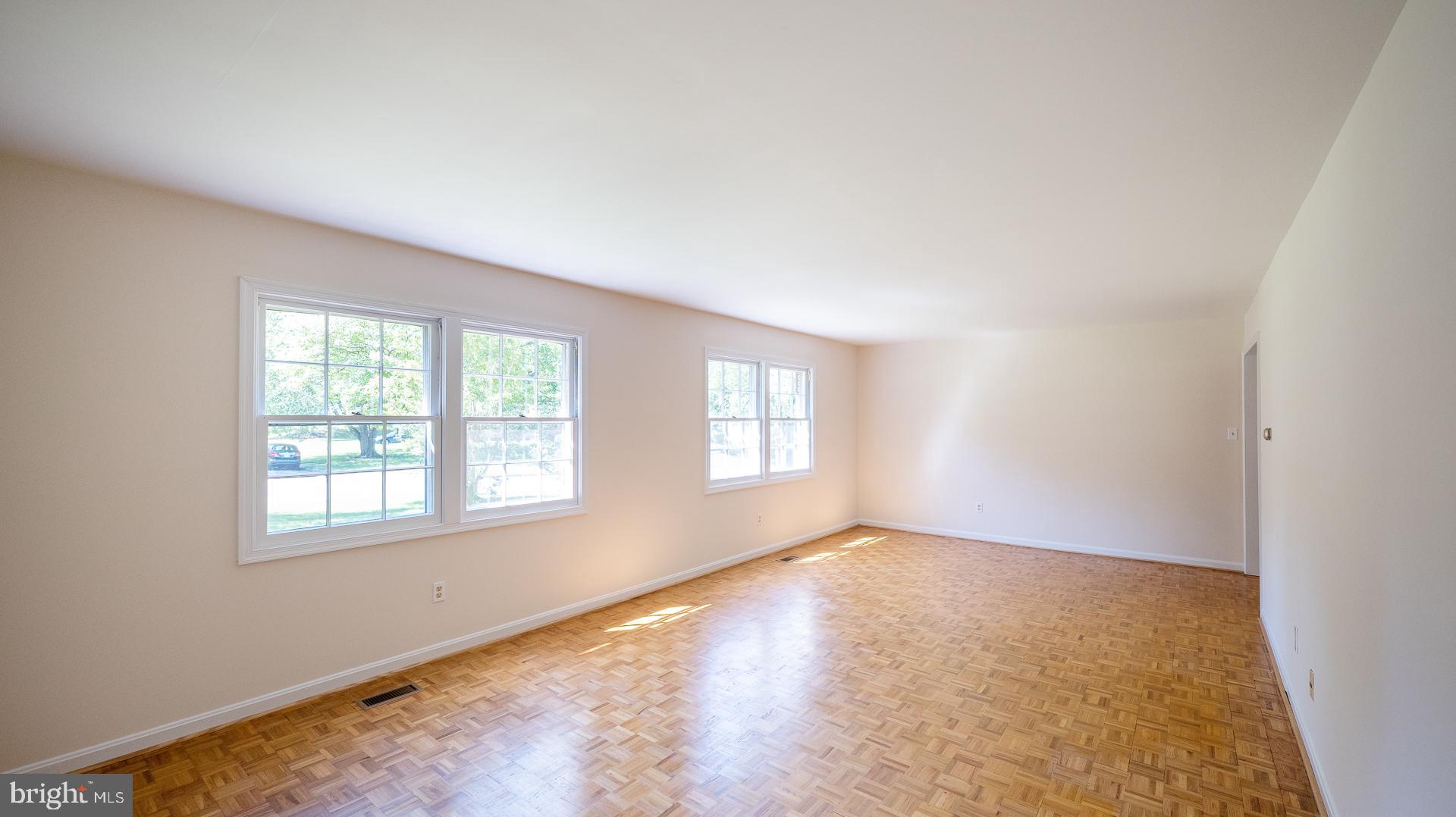 3017 Birchtree Lane Silver Spring, MD 20906 - Photo 20 of 39 Formal living room