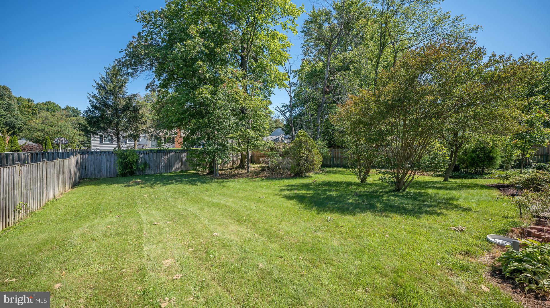3017 Birchtree Lane Silver Spring, MD 20906 - Photo 32 of 39 Level fenced backyard