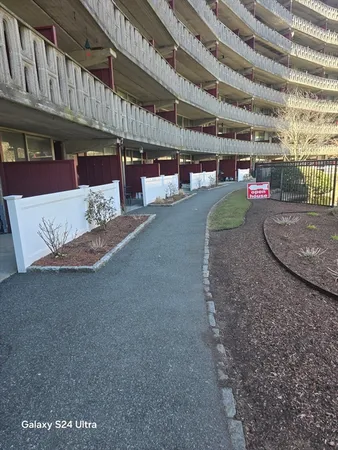 $400,000 | 200 Swanton Street, Unit T35, Winchester, MA 01890