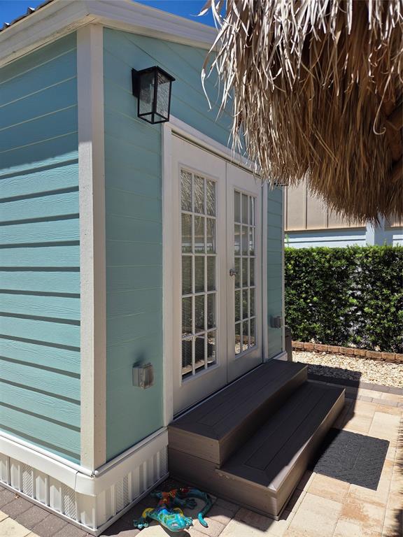 617 Southwest 34th Cove Okeechobee, FL 34974 - Photo 15 of 39 a view of a two chair in the house