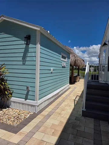 a view of a pathway of a house