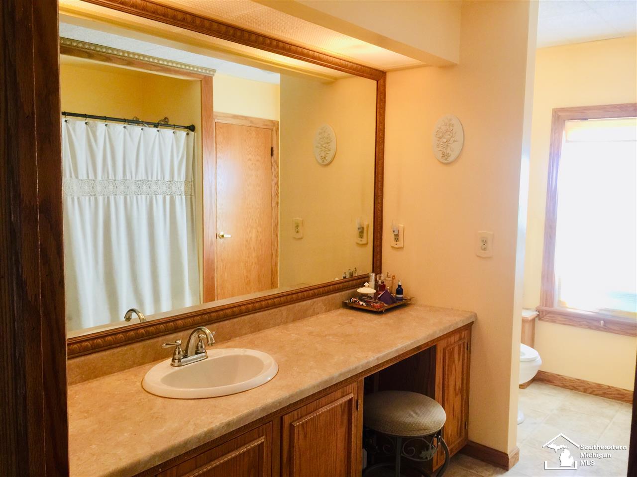 1804 North Custer Road Monroe, MI 48162 - Photo 34 of 43