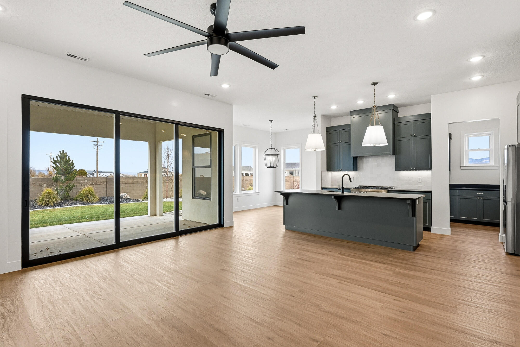 2318 West 5190 North Cedar City, UT 84721 - Photo 11 of 64 2318 W 5190 N -19