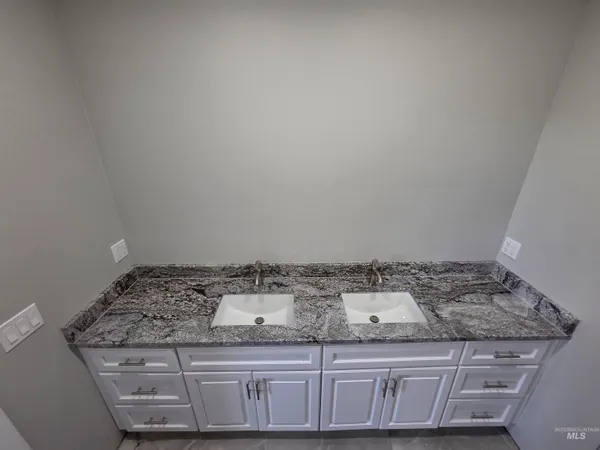 $442,999 | 39 Lakeside Loop, Burley, ID 83318