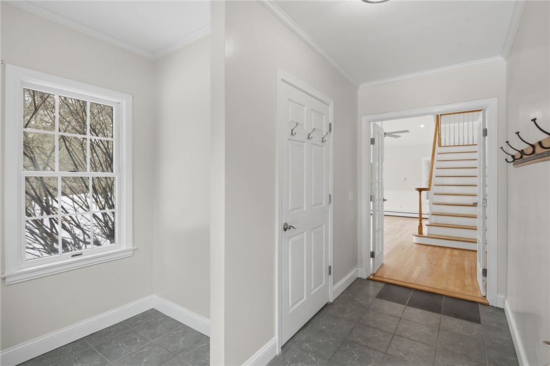 179 Schoolhouse Road Warren, RI 02885 - Photo 14 of 34