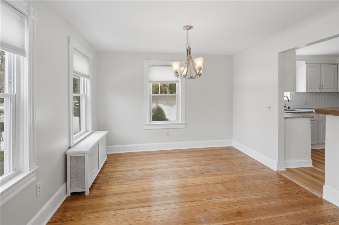 179 Schoolhouse Road Warren, RI 02885 - Photo 16 of 34