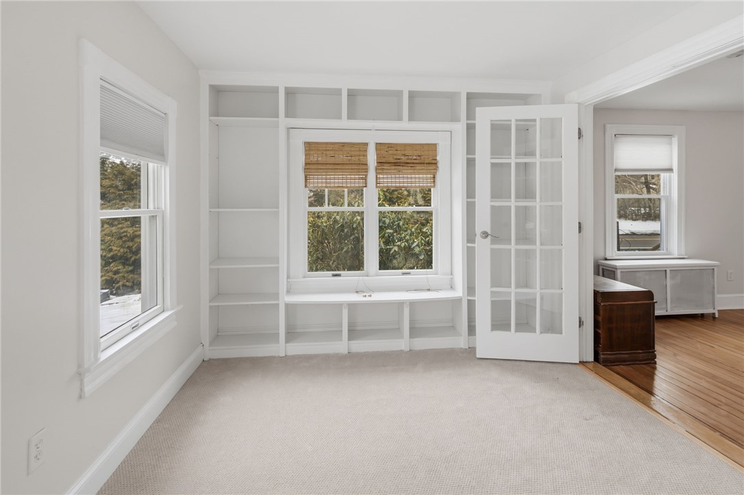 179 Schoolhouse Road Warren, RI 02885 - Photo 20 of 34