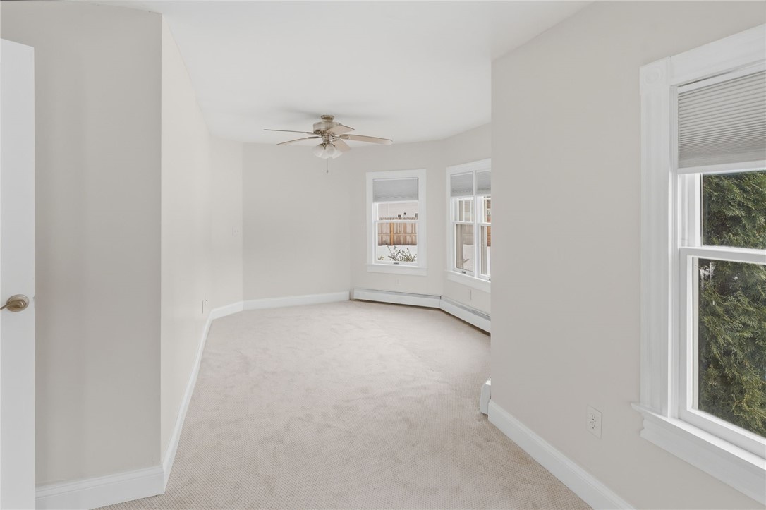 179 Schoolhouse Road Warren, RI 02885 - Photo 21 of 34