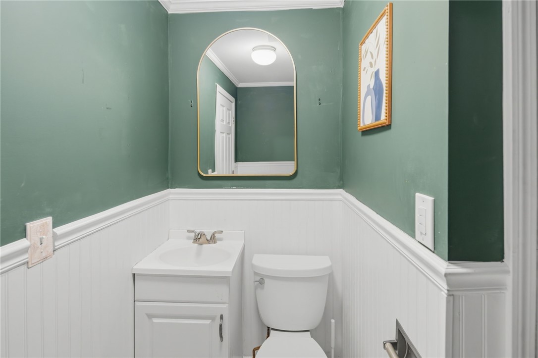 179 Schoolhouse Road Warren, RI 02885 - Photo 32 of 34