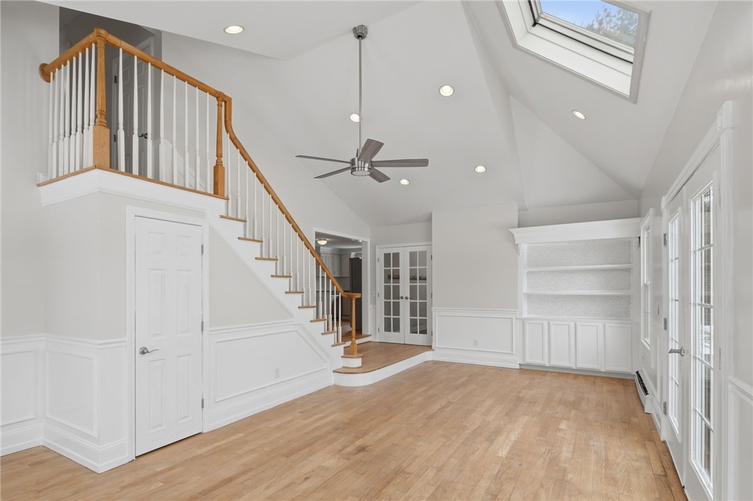 179 Schoolhouse Road Warren, RI 02885 - Photo 6 of 34