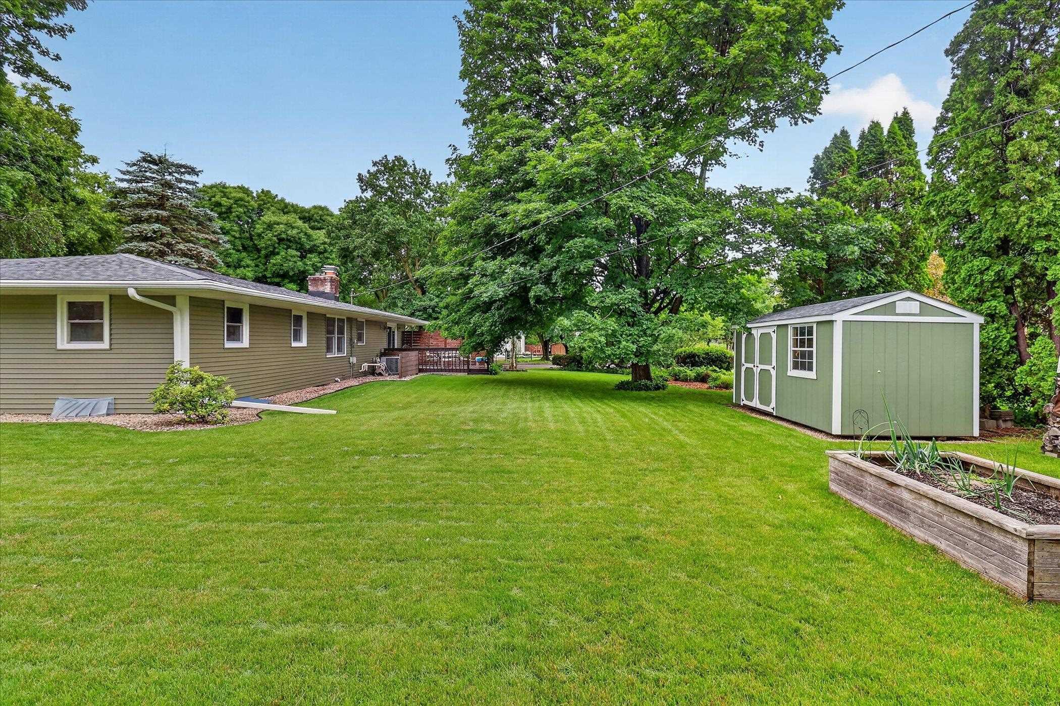 6510 Piping Rock Road Madison, WI 53711 - Photo 32 of 46