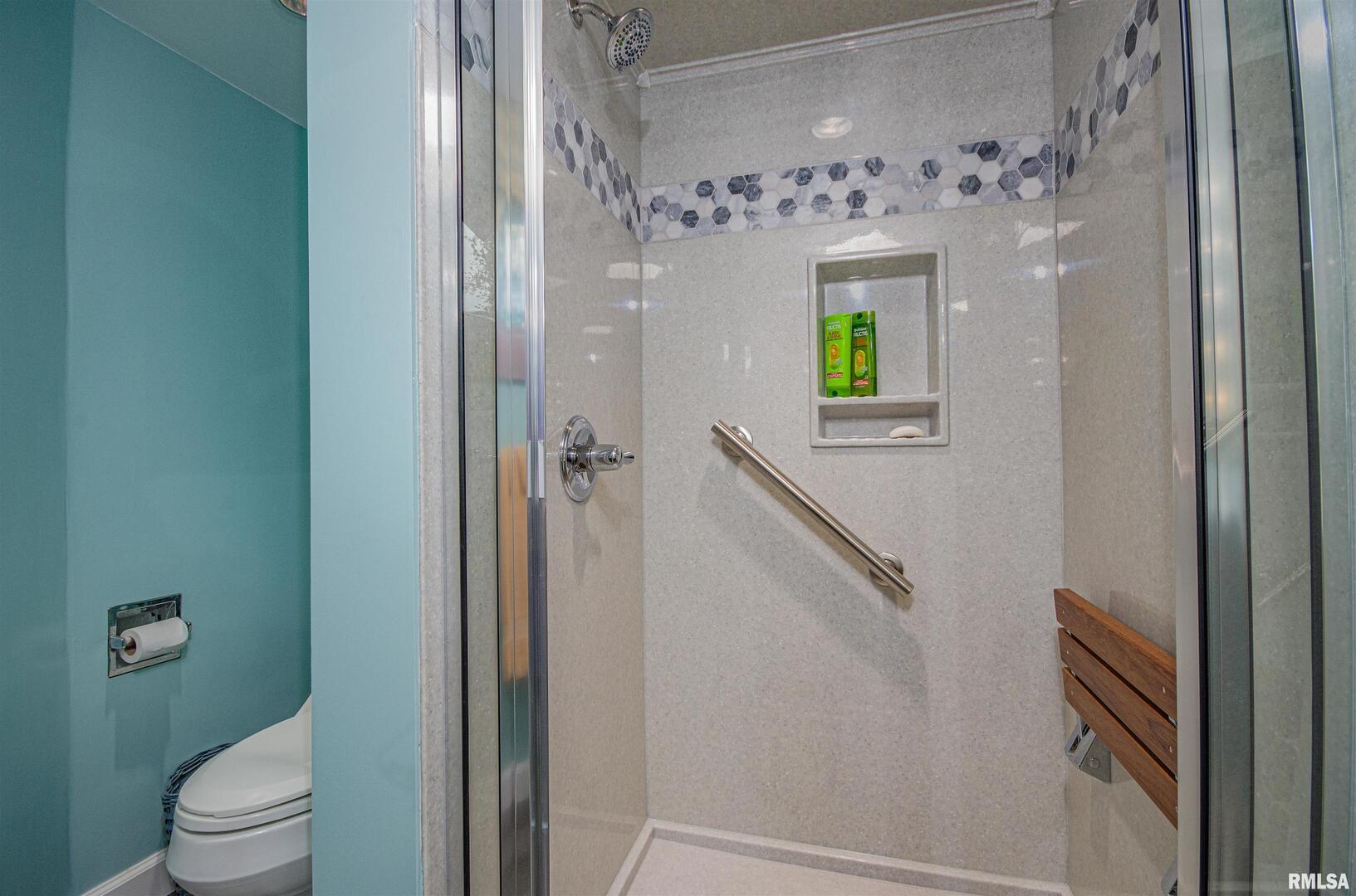 1114 South Perrine Centralia, IL 62801 - Photo 56 of 73 a bathroom with a shower a toilet and a shower