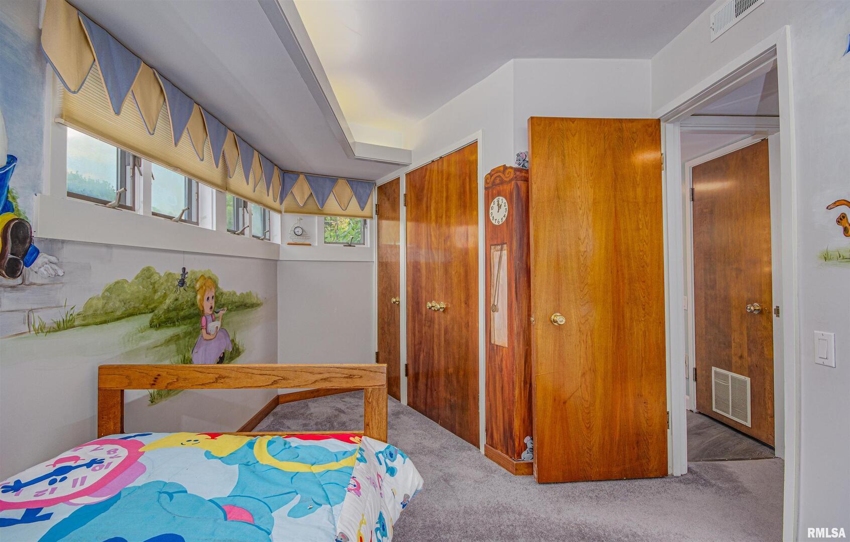 1114 South Perrine Centralia, IL 62801 - Photo 57 of 73 a bedroom with a bed and a window