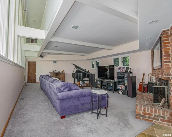 $589,900 | 1114 South Perrine, Centralia, IL 62801