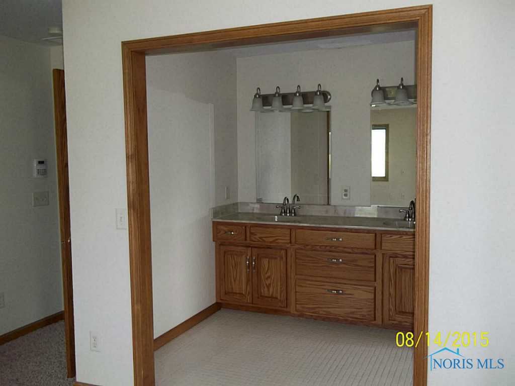 4121 Brown Road Oregon, OH 43616 - Photo 14 of 19 Gallery Image 14