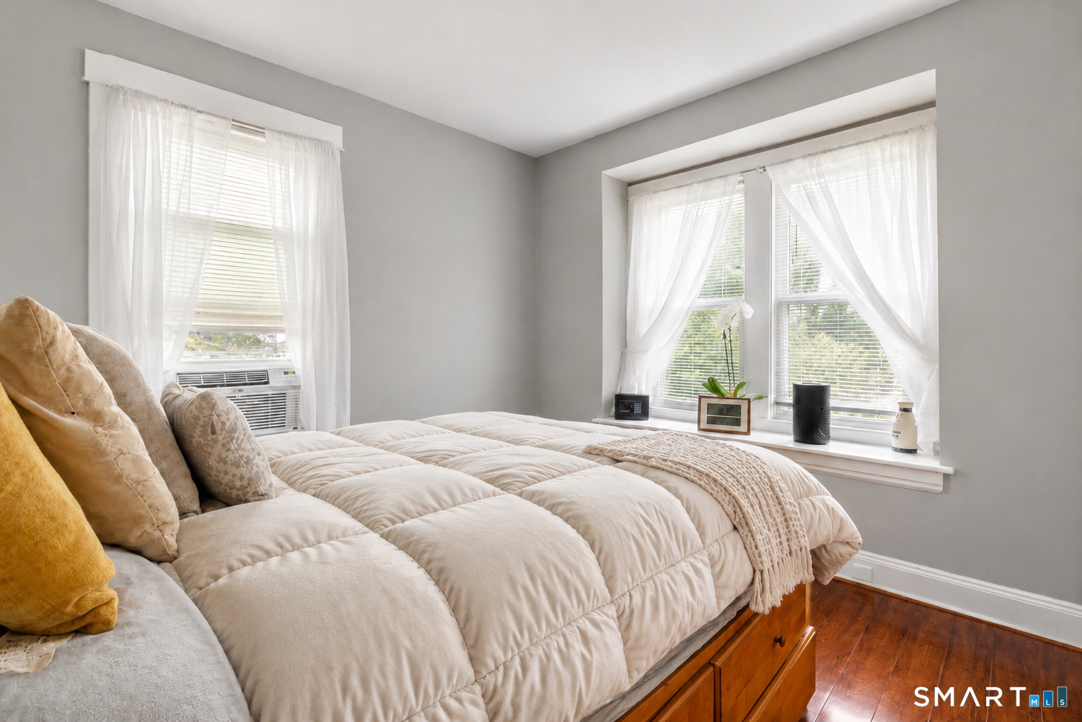 182 Deforest Avenue Bridgeport, CT 06607 - Photo 16 of 28
