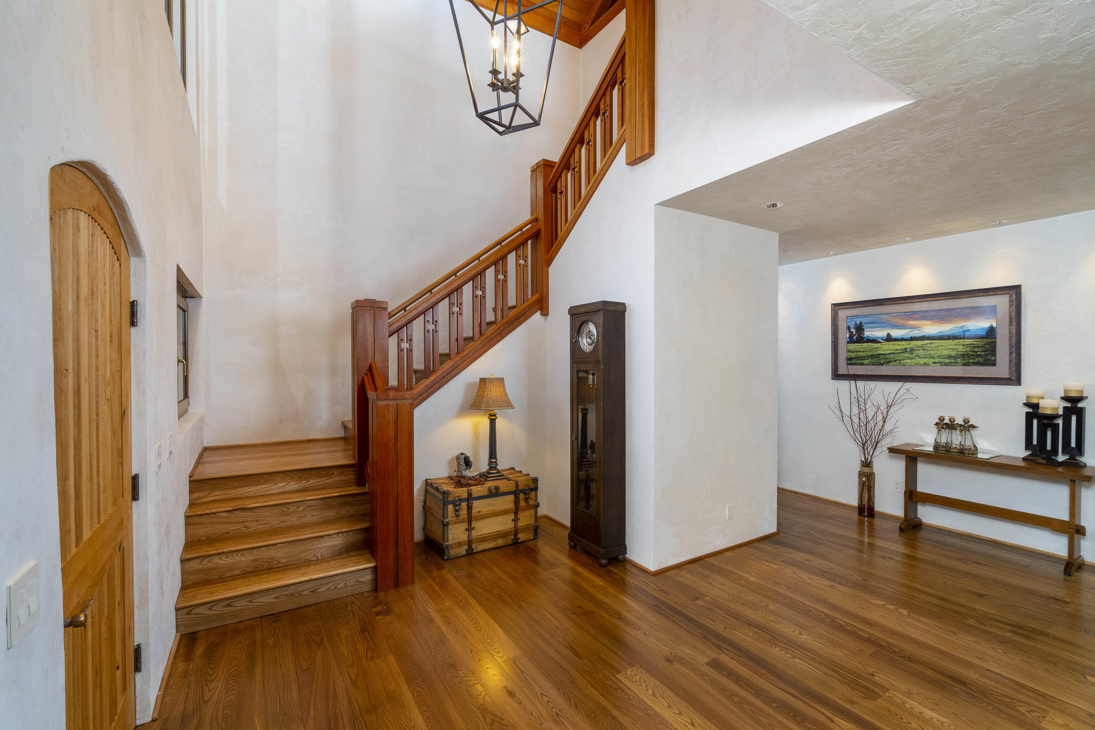 70100 Camp Polk Road Sisters, OR 97759 - Photo 6 of 38 Entry Way