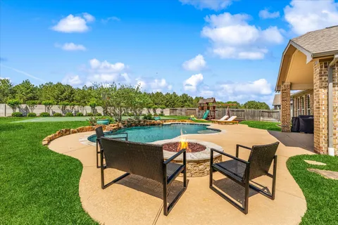 $824,900 | 19139 Blue Hill Lane, Tomball, TX 77377