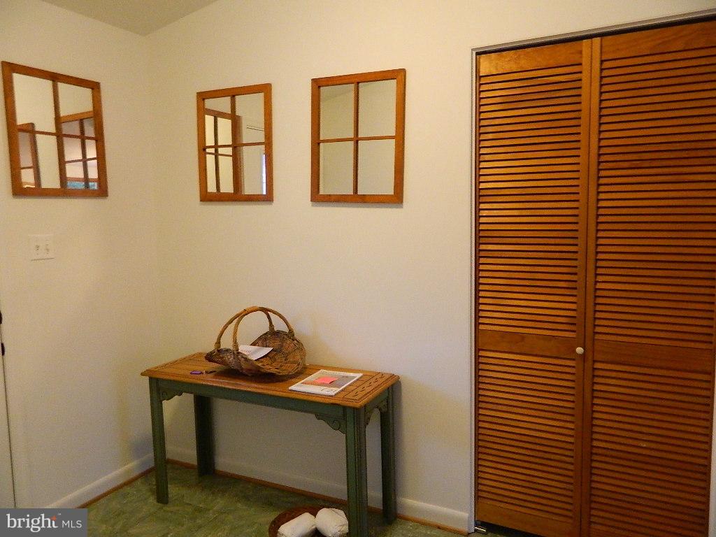 9 Marigold Court Silver Spring, MD 20906 - Photo 2 of 73 Gallery Image 2